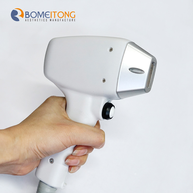 Medical Grade Laser Hair Removal Machine with 3 wavelength